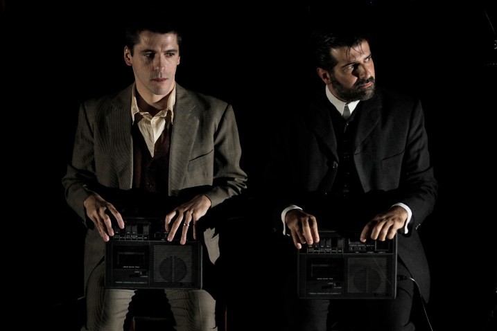 Apátrida (2) Foto Ale Star