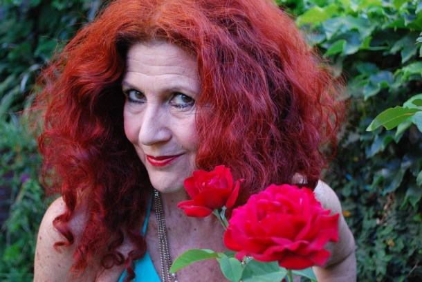 FOTO-DE-GALERIA-2-Mirta-Katz-DIVAN-DE-2-PIEZAS