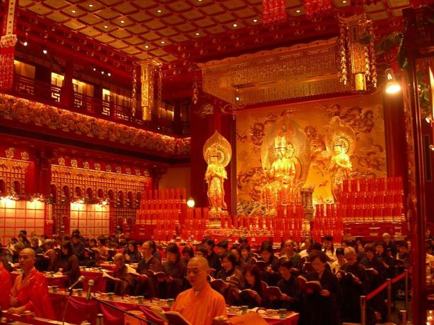 buddha_tooth_relic_temple_and_museum_inside