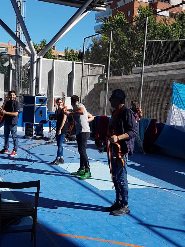 b0aad25f-bf3f-43a1-9ce4-01255e1e3e4c