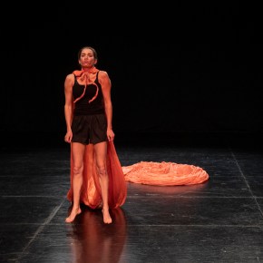 EL RAYO – Dramaturgia y dirección: María Ucedo y Valeria Correa – Por Manuel&nbsp;Larrabure