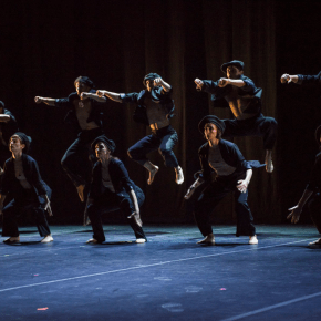 Rossini Cards – Bailando en la Oscuridad – Ballet contemporáneo del teatro San Martín – Coreografìa por: Mauro Bigonzetti – Ana María&nbsp;Stekelman